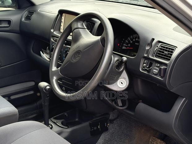 Toyota Probox 1.5 DX Comfort 2WD 2011 Silver