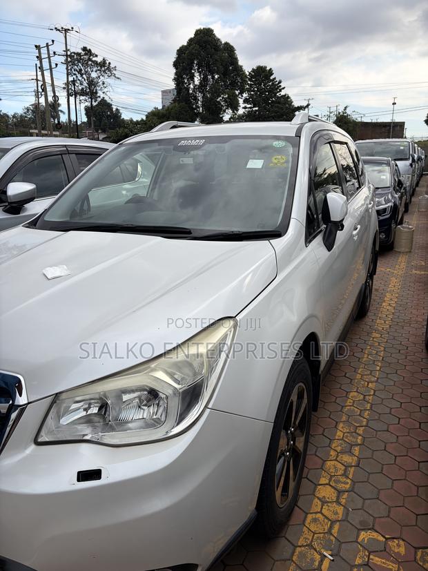 Subaru Forester 2013 White