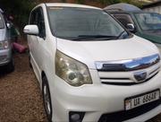 Toyota Noah 2.0 143hp FWD (7 Seater) 2010 White for sale