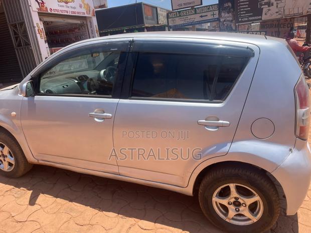 Toyota Passo 2007 Silver