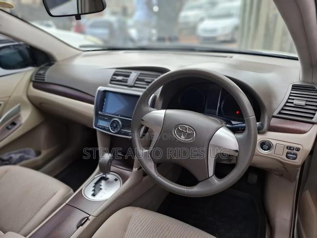 Toyota Premio 1.8 FWD 2010 Silver
