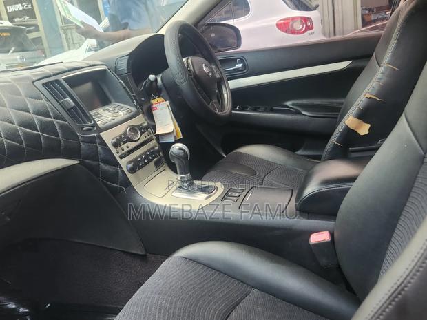 Nissan Skyline 2008 Gray