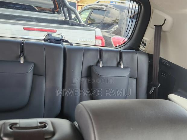 Toyota Land Cruiser Prado 2015