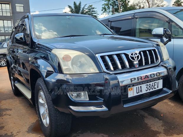 Toyota Land Cruiser Prado 2009 Black