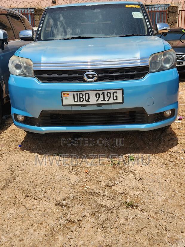 Toyota Corolla Rumion 2010 Blue
