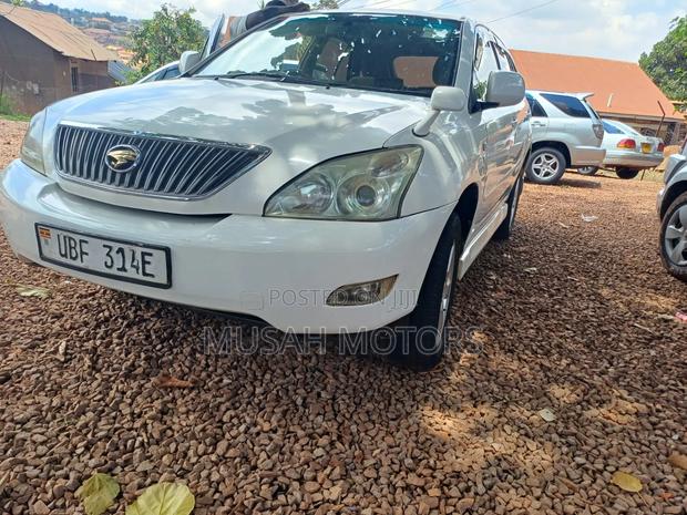 Toyota Harrier 2.4 2008 White