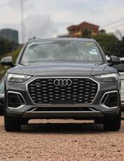 Audi Q5 2021 Gray for sale