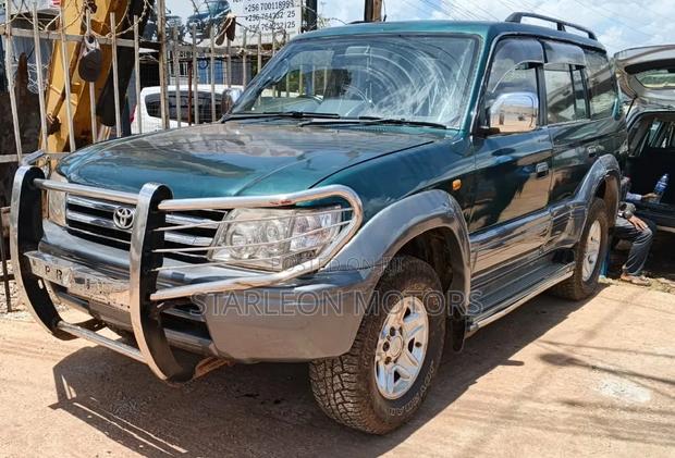 Toyota Land Cruiser Prado 3.0 TD 1999 Green