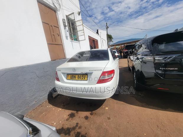 Mercedes-Benz C200 2016 White