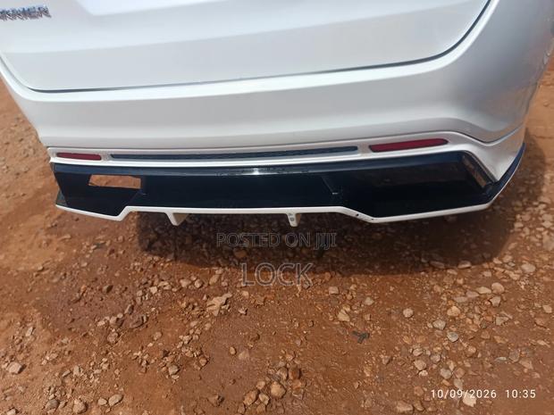 Toyota Harrier 2.5 Hybrid 4WD 2016 White