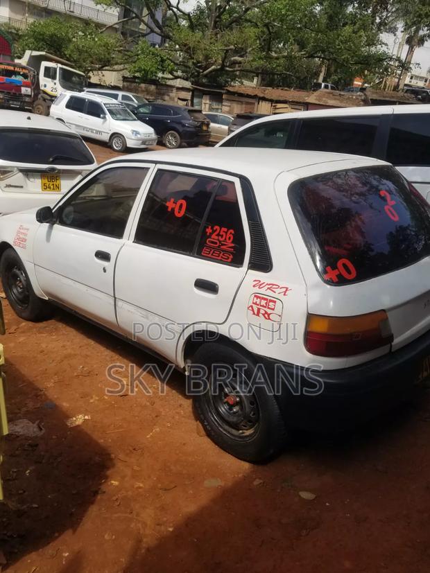 Toyota Starlet 1999 White