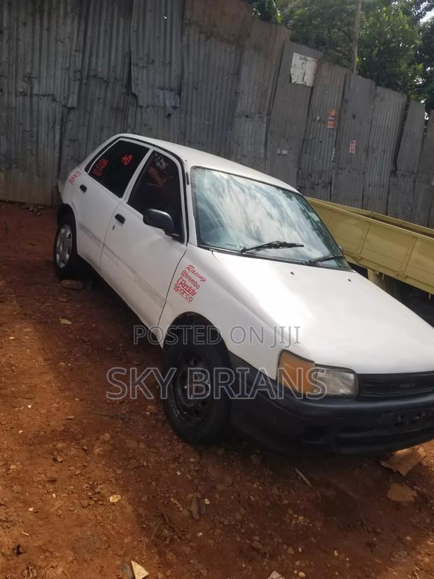 Toyota Starlet 1999 White