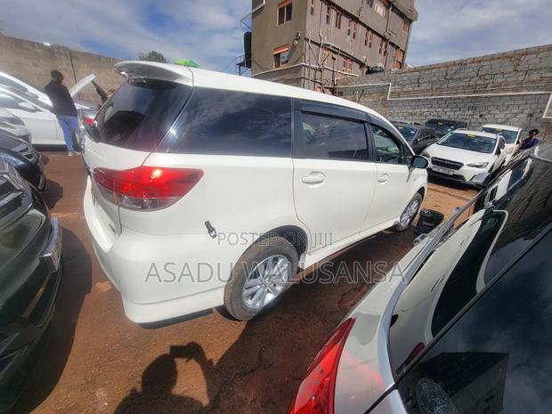 Toyota Wish 2010 White