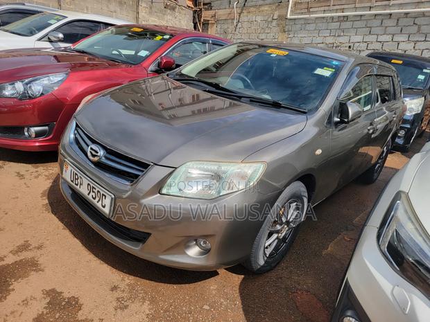 Toyota Corolla Fielder 2010 Gray