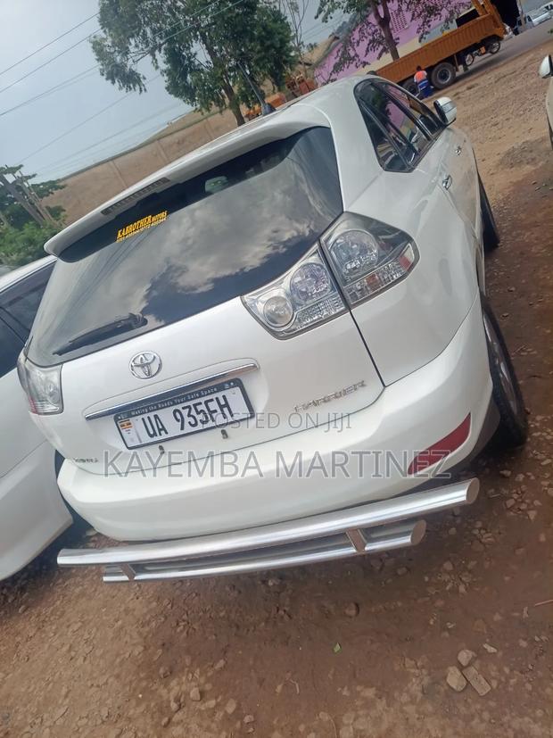 Toyota Harrier 2.4 2009 White