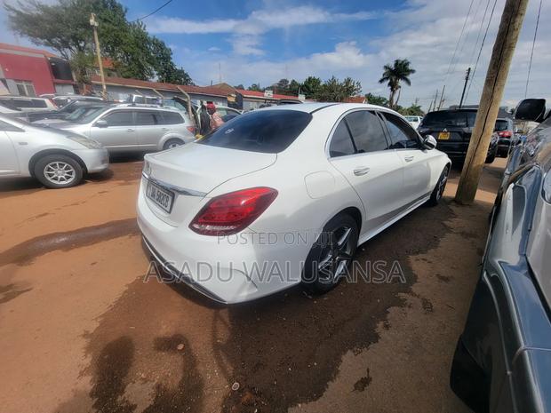 Mercedes-Benz C200 2015 White