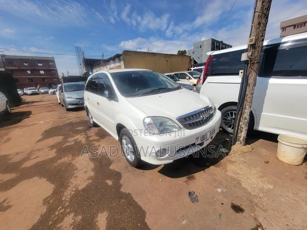 Toyota Nadia 1999 White