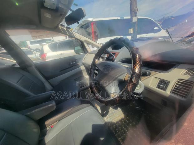 Toyota Nadia 1999 White