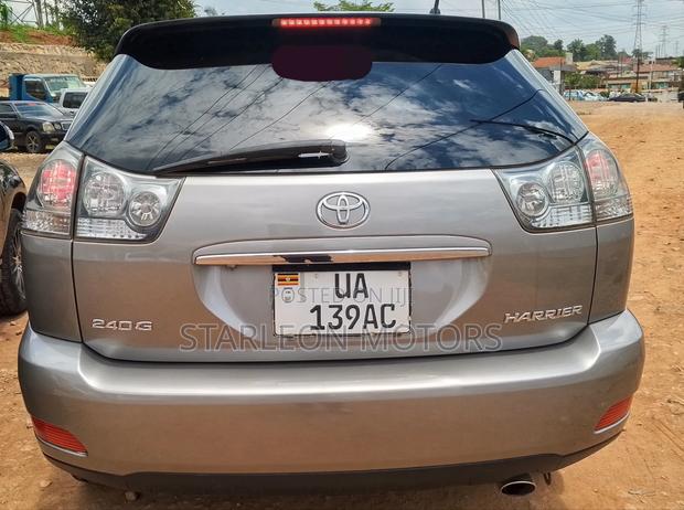 Toyota Harrier 2011 Gray