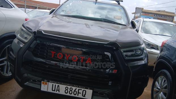 Toyota Hilux Revo Double Cab Deisel 2.8 AWD 2018