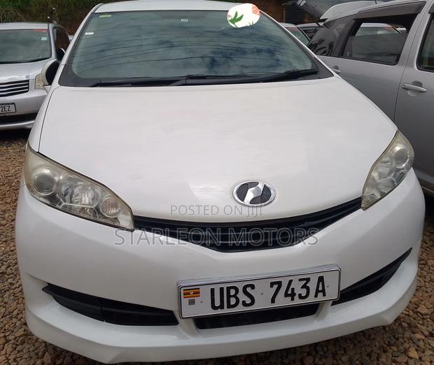 Toyota Wish 2010 White