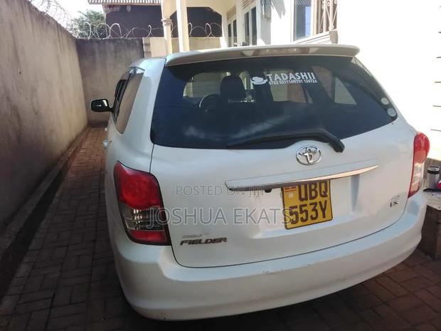 Toyota Corolla Fielder 2010 White