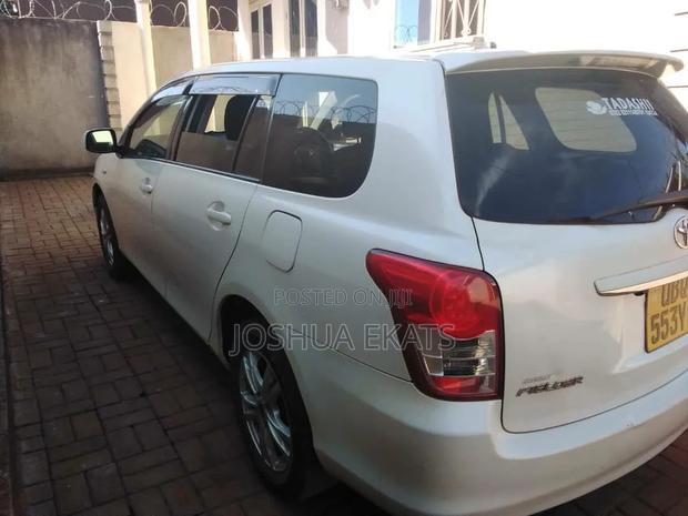 Toyota Corolla Fielder 2010 White