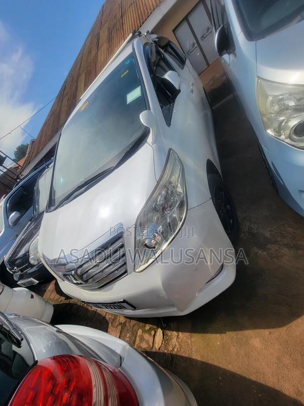 Toyota Alphard 2012 White
