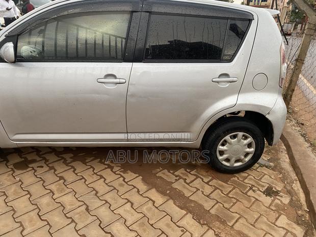 Toyota Passo 2005 Silver
