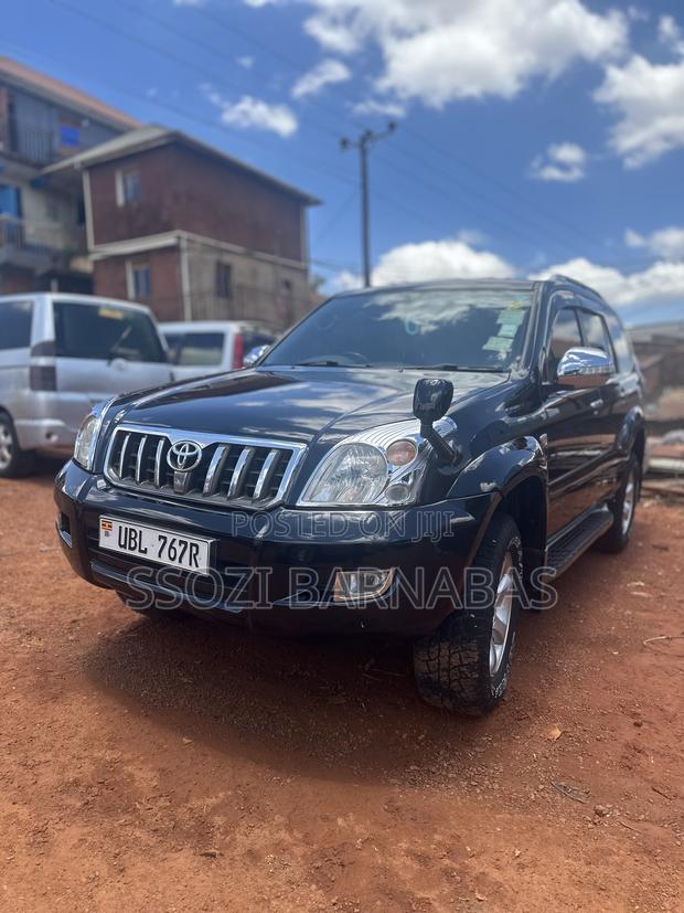 Toyota Land Cruiser Prado 2006 Black