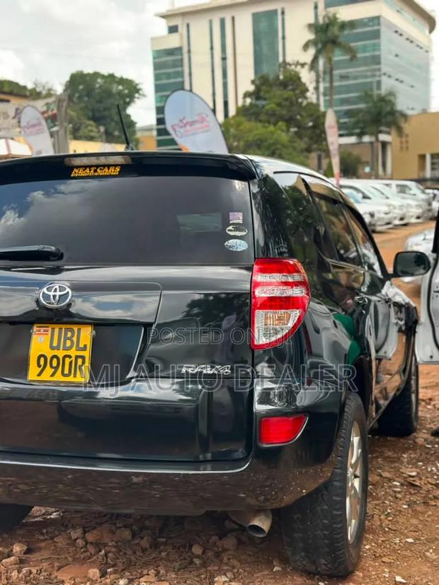 Toyota RAV4 2009 Black