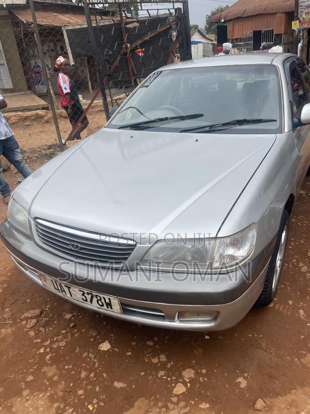 Toyota Premio 2002