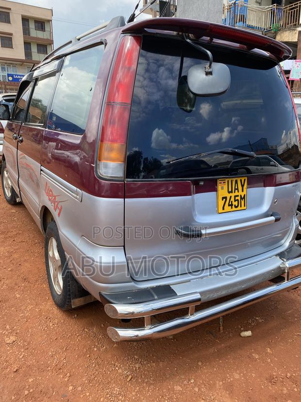 Toyota LiteAce Noah 1998 Maroon