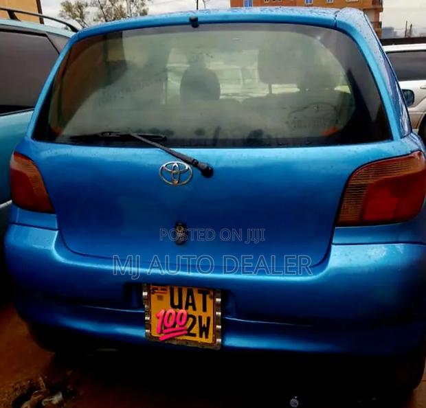 Toyota Vitz 1.0 FWD 3dr 2002 Blue