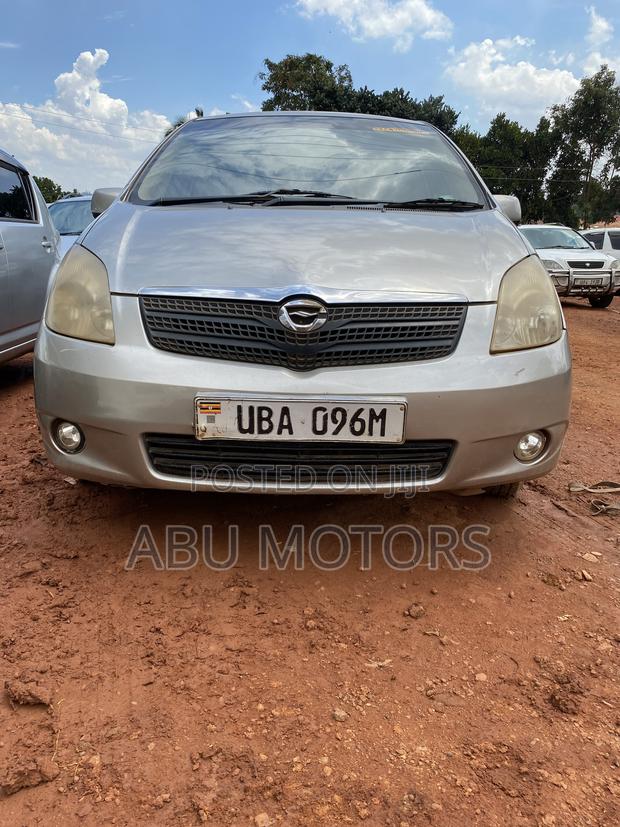Toyota Corolla Spacio 2004 Gold