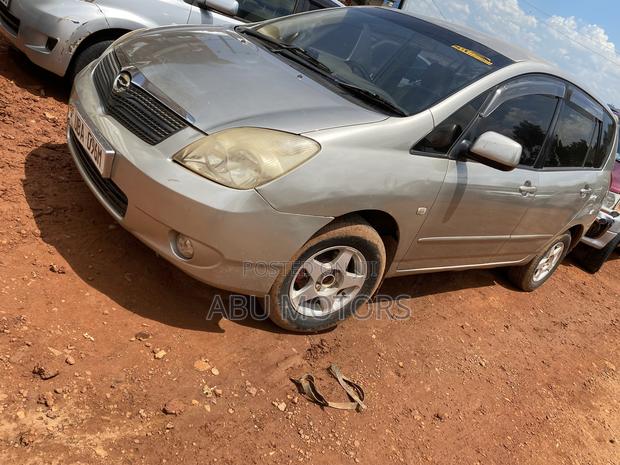 Toyota Corolla Spacio 2004 Gold
