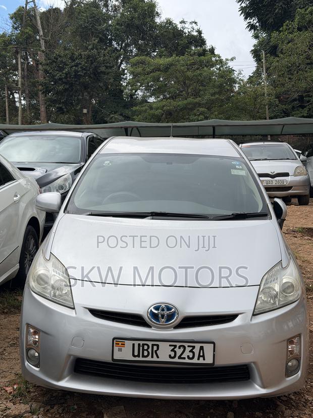 Toyota Prius 2014 Silver