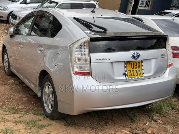 Toyota Prius 2014 Silver