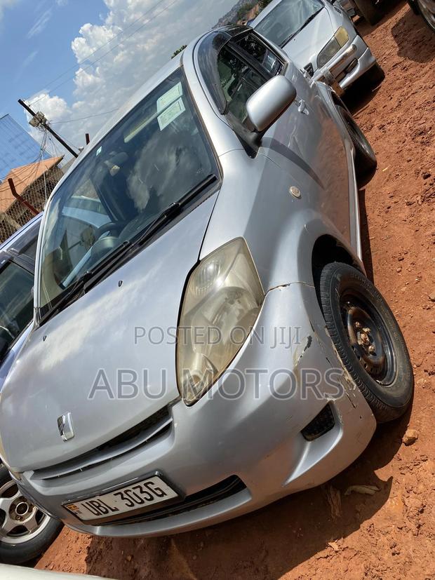 Toyota Passo 2006 Silver