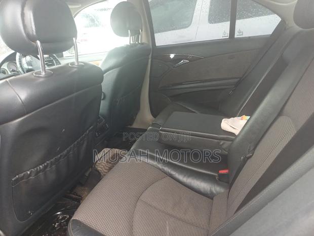 Mercedes-Benz E320 2006 Silver