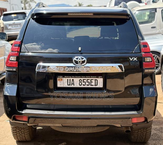 Toyota Land Cruiser Prado 2.8 2019 Black