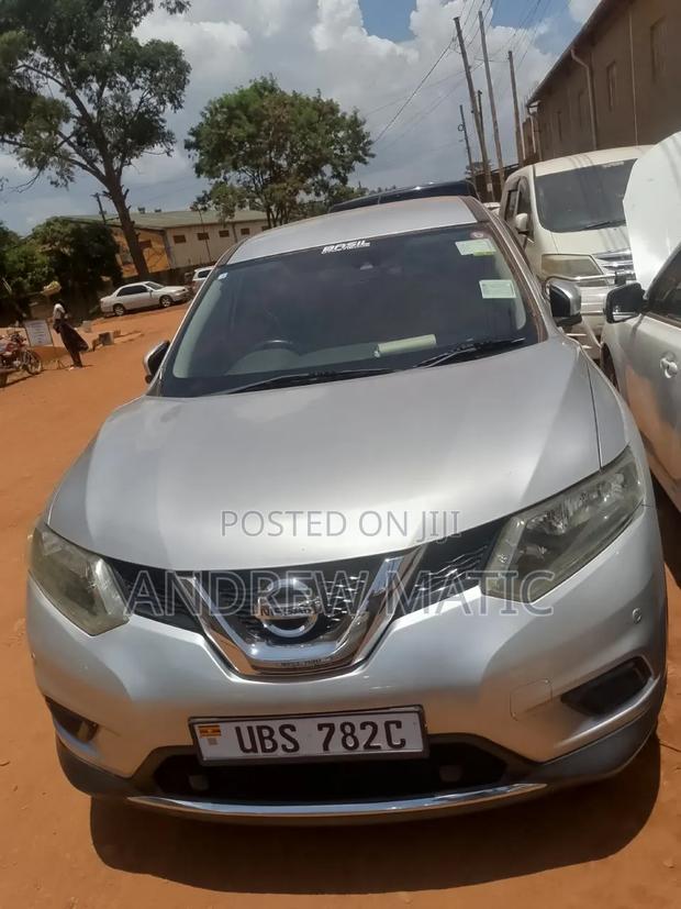 Nissan X-Trail 2.0 Petrol FWD 2015 Silver