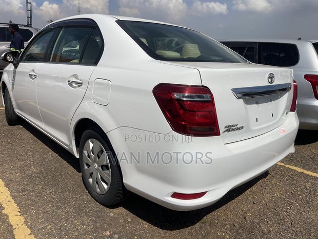 Toyota Axio 2016 White