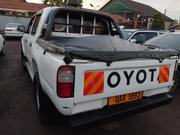 Toyota Hilux 2003 White for sale
