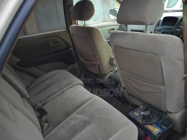 Toyota Harrier 2000 White