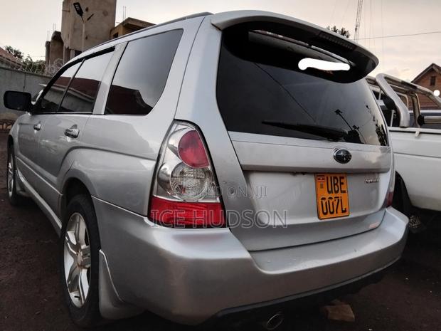 Subaru Forester 2005 Silver