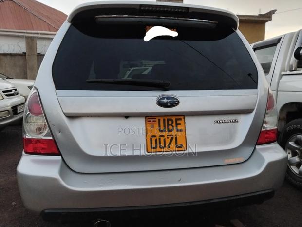 Subaru Forester 2005 Silver