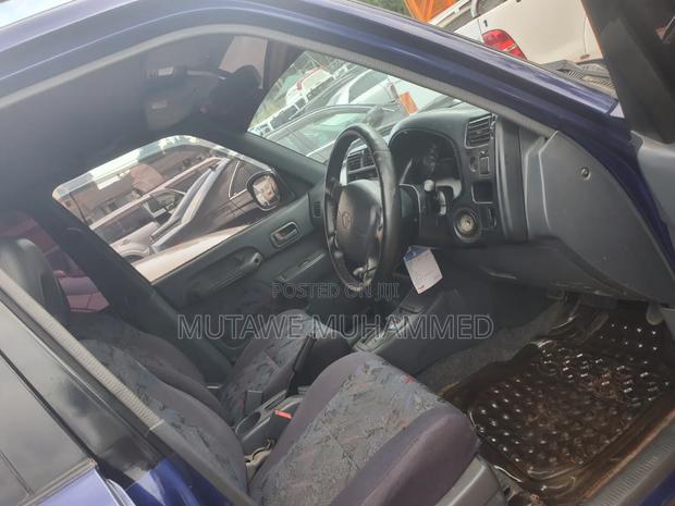 Toyota RAV4 1999 Blue