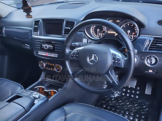 Mercedes-Benz M Class 2013 Black