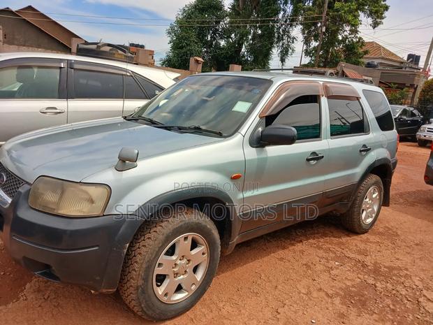 Ford Escape 2004